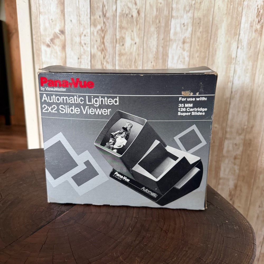 Pana-Vue View-Master Automatic Lighted Retro Tech 1970s Style Viewer
